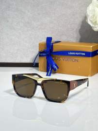 Picture of Louis Vuitton Sunglasses _SKUfw77318171fw